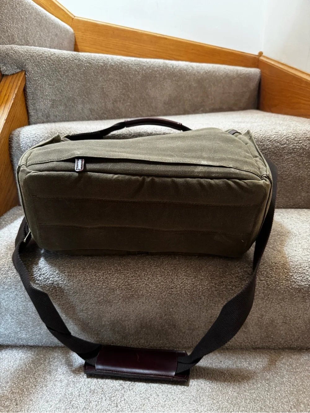ONA The Astoria Messenger Camera Bag (Field Tan)